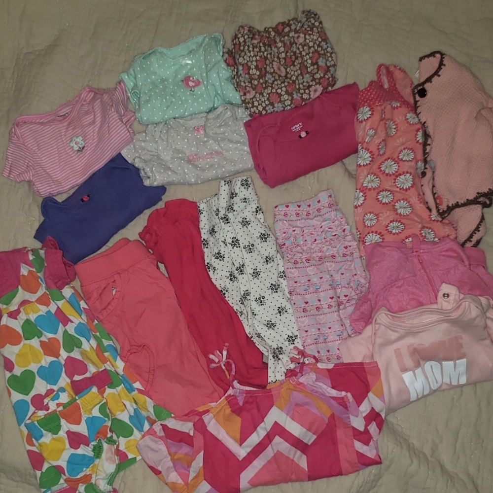 Lot of baby girls clothes